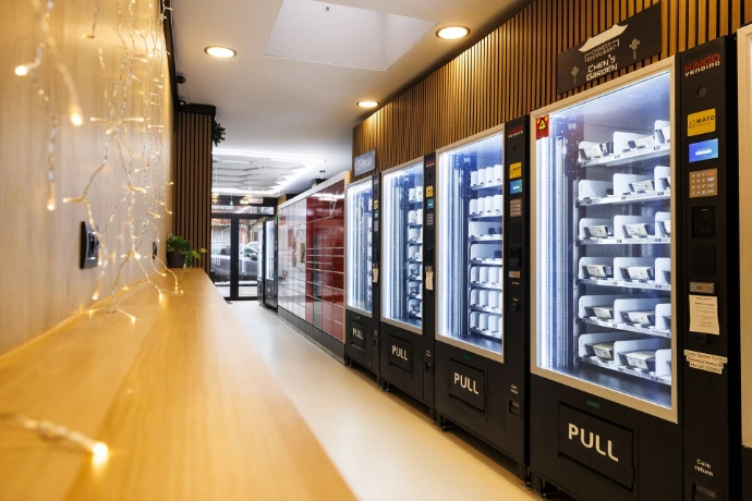 Matoautomaat Kaigo Vending automaten op een rij