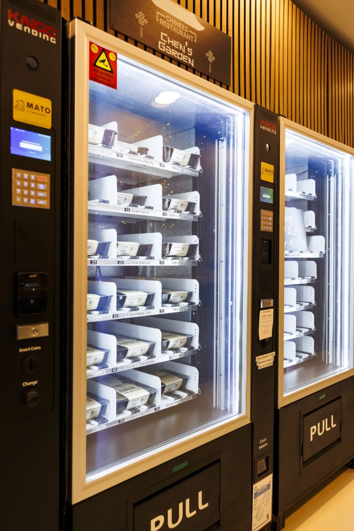 Matoautomaat Kaigo Vending automaten op een rij