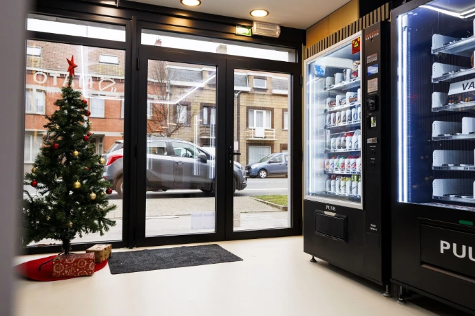 Matoautomaat Kaigo Vending automaten op een rij